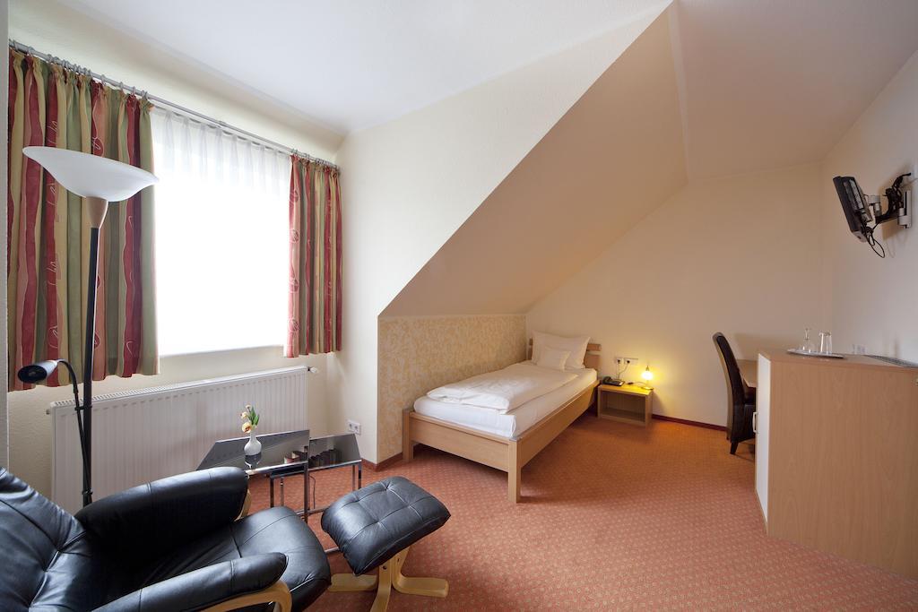 City-Hotel Фризойте Номер фото
