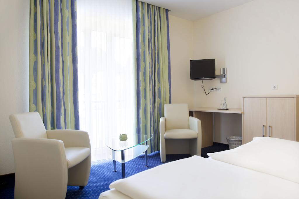 City-Hotel Фризойте Номер фото
