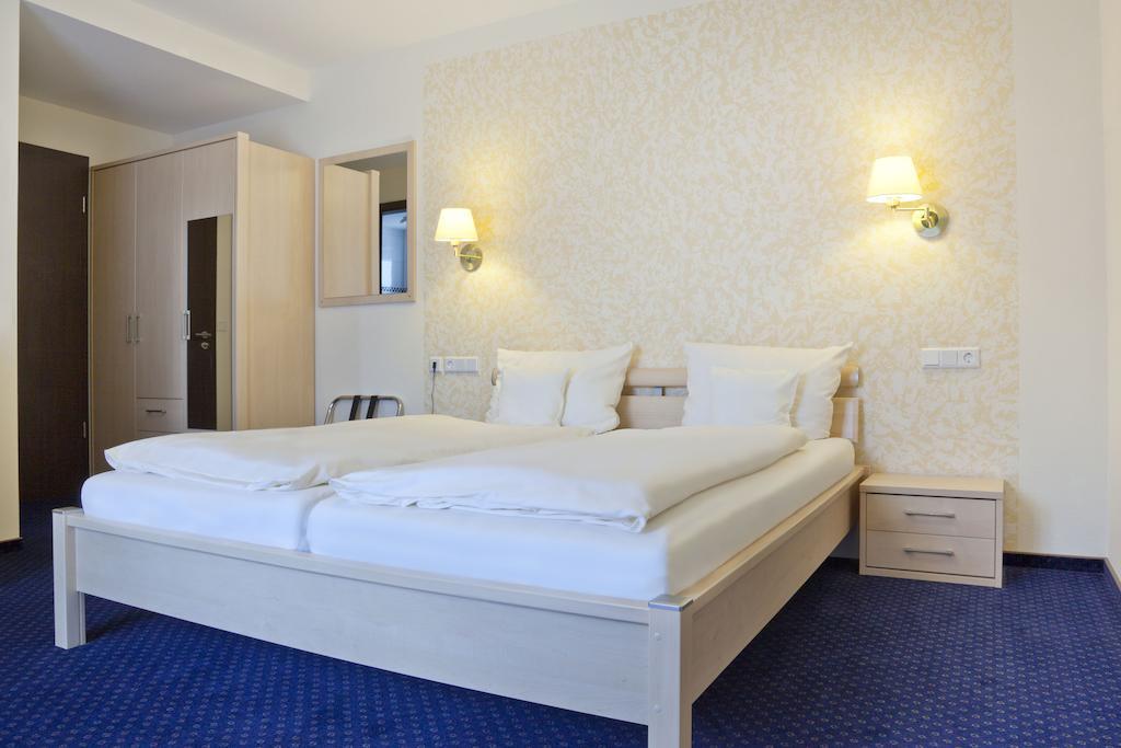 City-Hotel Фризойте Номер фото